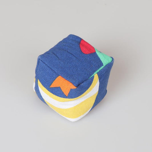 Kids sandbag throwing game three piece set with tail and flying disc